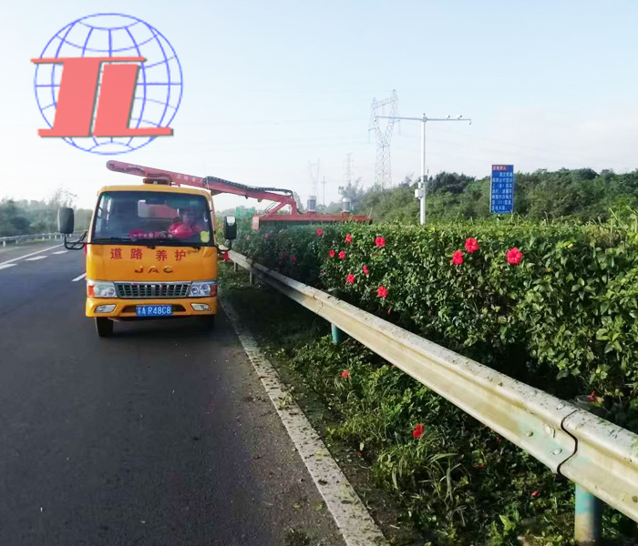 贵州绿化修剪车